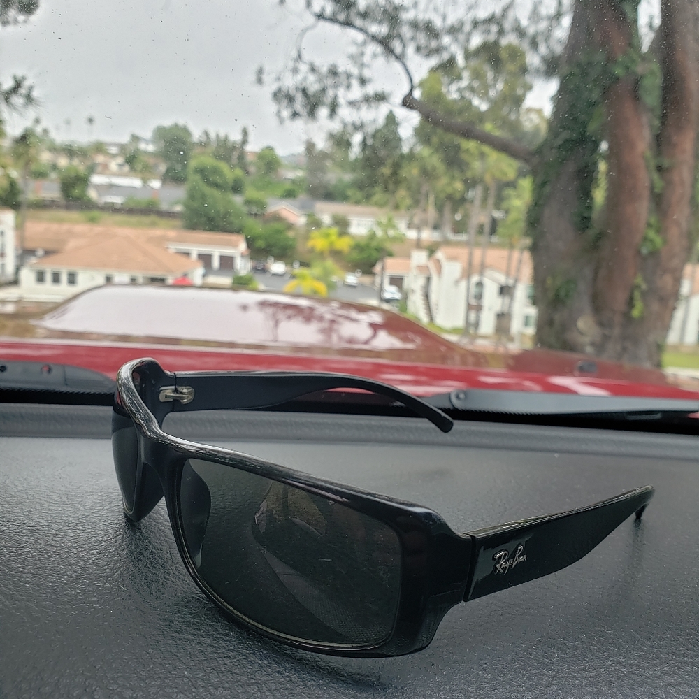 Ray bans - Picture 3 of 3